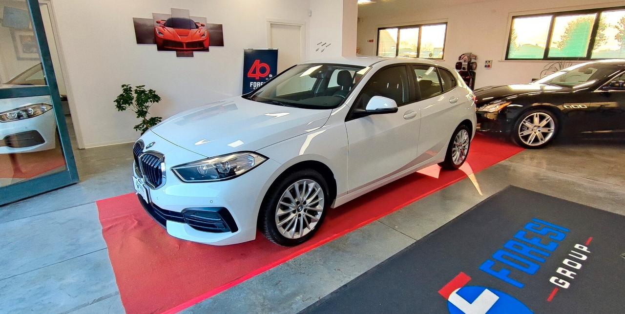 Bmw 116 116d 5p. Business Advantage