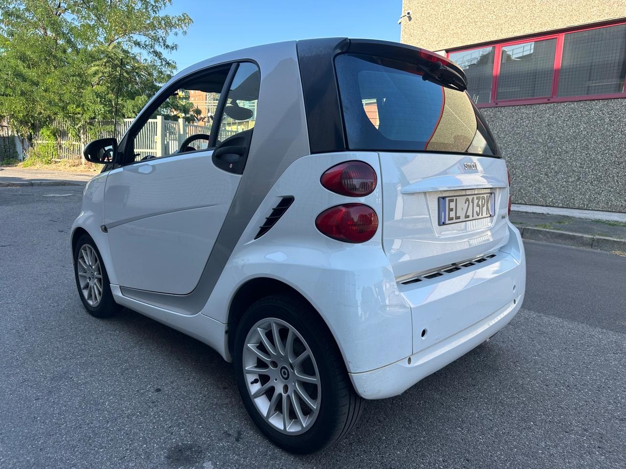 Smart ForTwo 1000 52 kW MHD coupé passion - euro 5