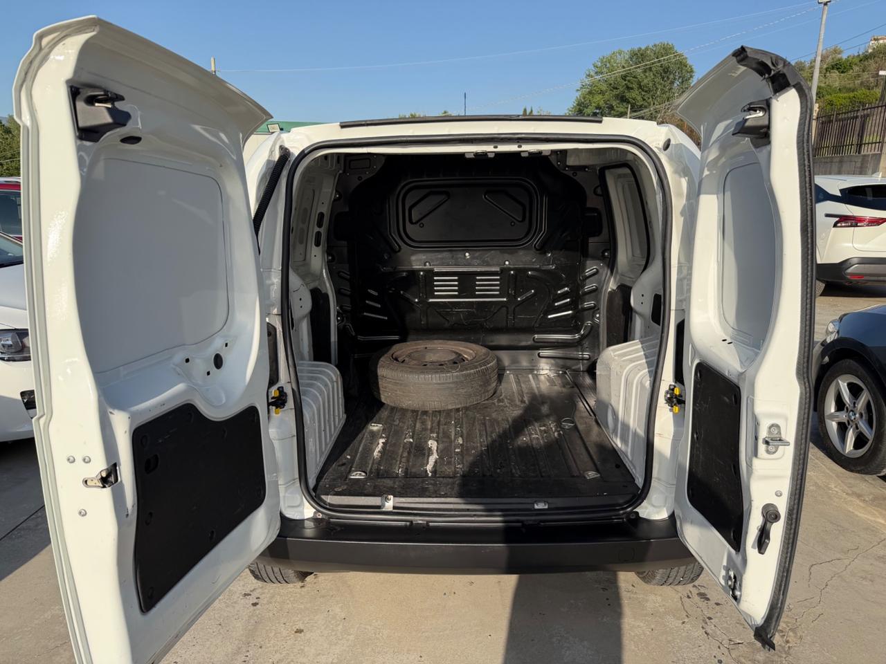 Fiat Fiorino 1.3 MJT 95CV Cargo SX