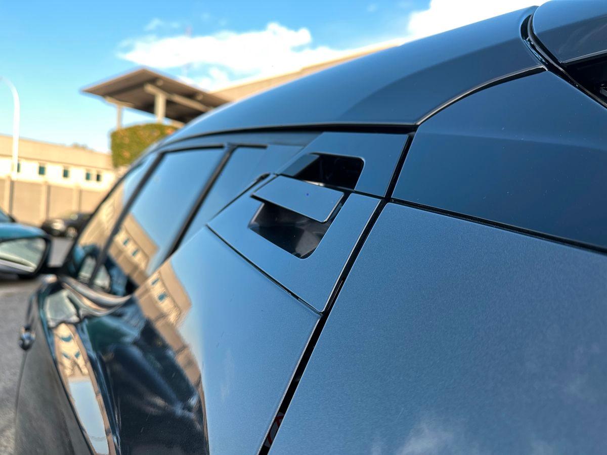 TOYOTA C-HR I - C-HR 1.8h Lounge 2wd e-cvt