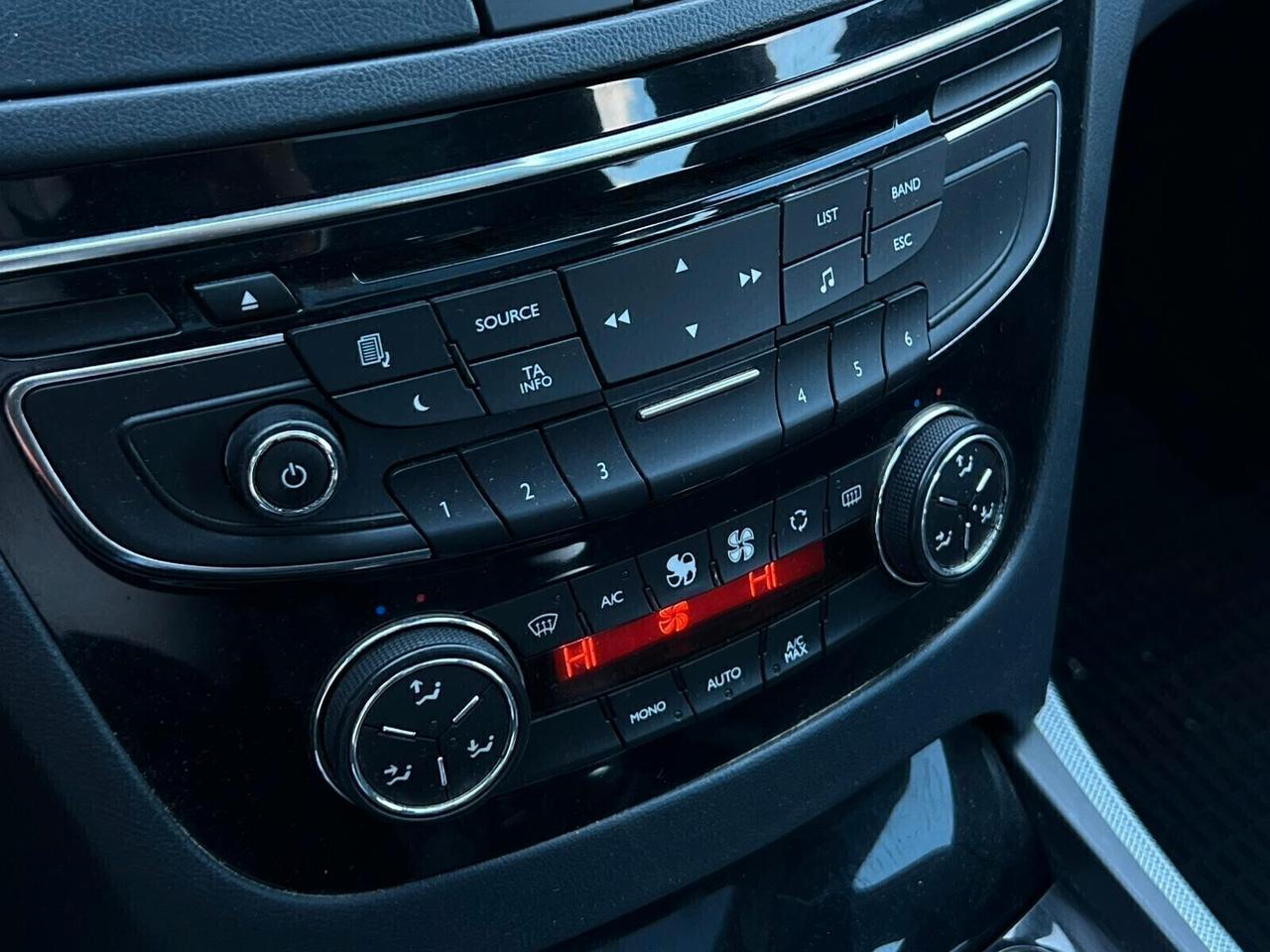 Peugeot 508 1.6 112CV DIESEL AUTOMATICO SW