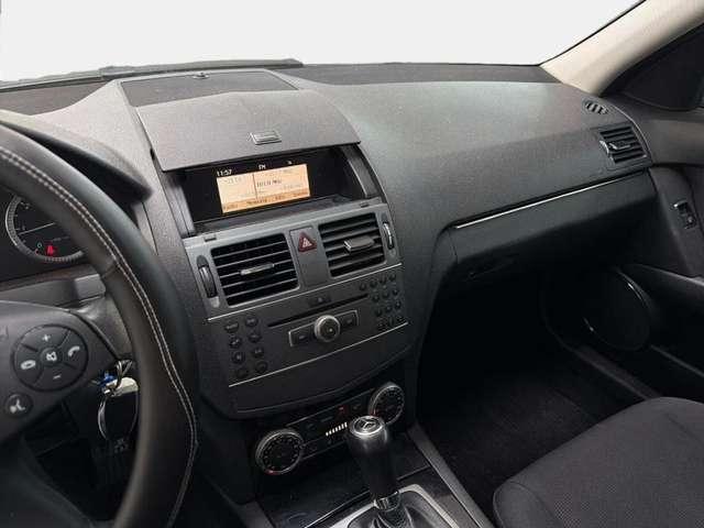Mercedes-Benz C 220 CDI BlueEFFICIENCY Avantgarde AMG