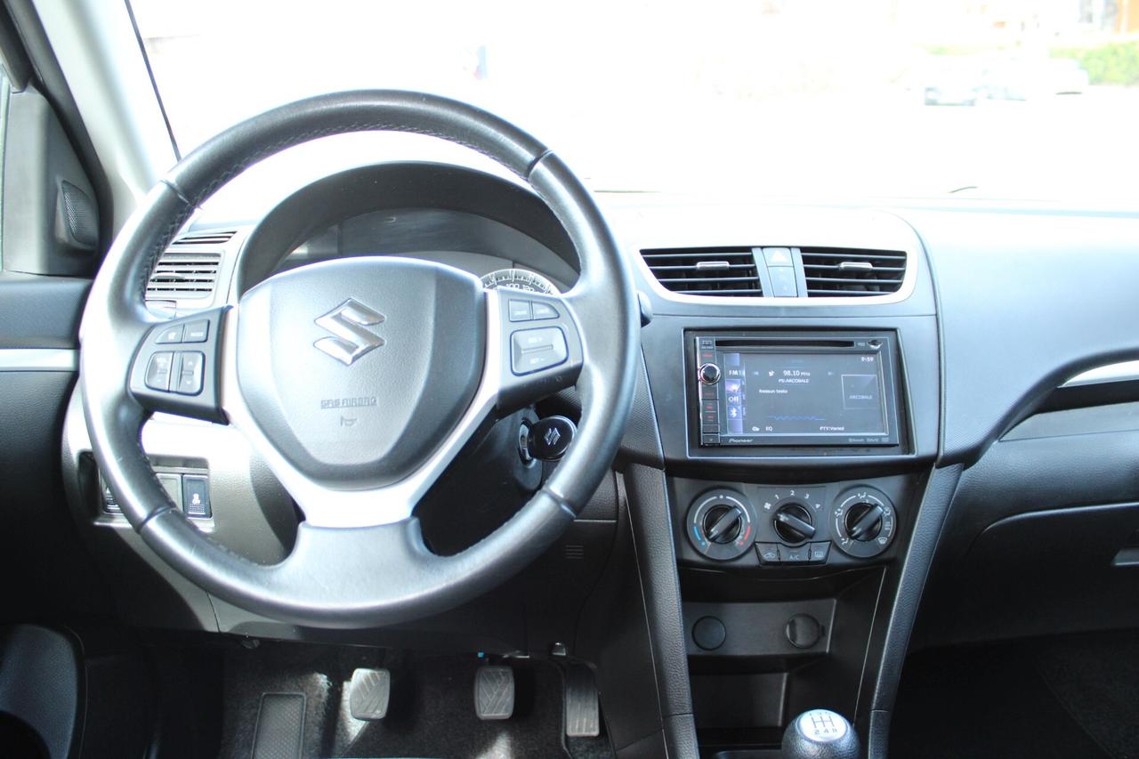 Suzuki Swift 1.3 DDiS 5 porte B-Cool Bi-Color