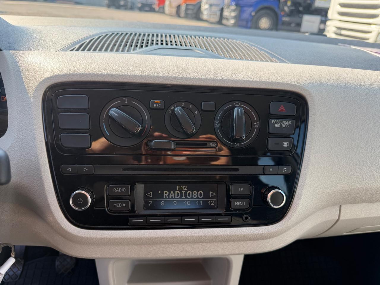 Volkswagen up! 1.0 3p. move