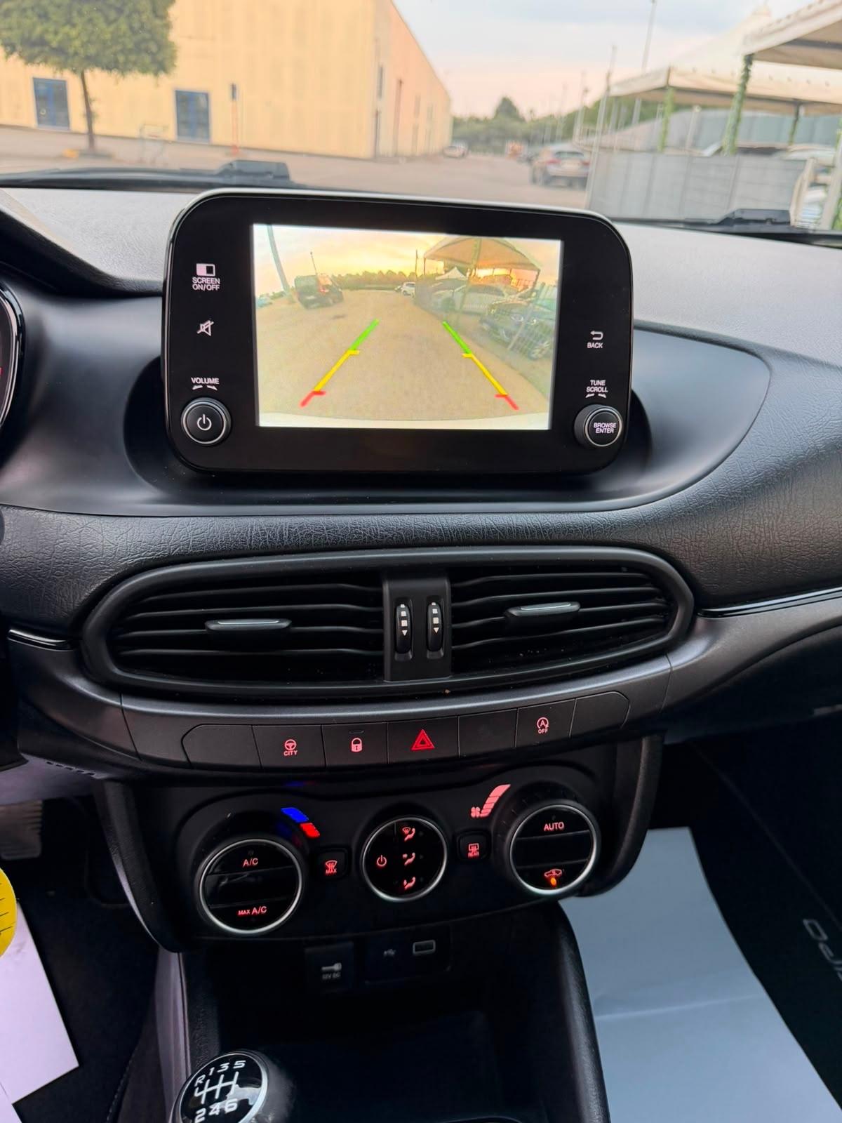 Fiat Tipo 1.6 Mjt 120CV MY20 LOUNGE GARANZIA 12
