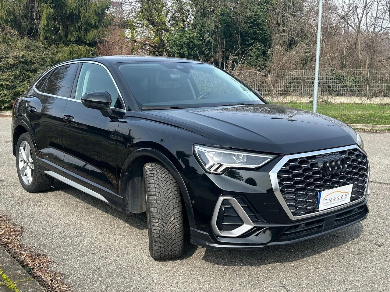 Audi Q3 S TRONIC S-LINE EDITION 2.0 35 TDI #9862