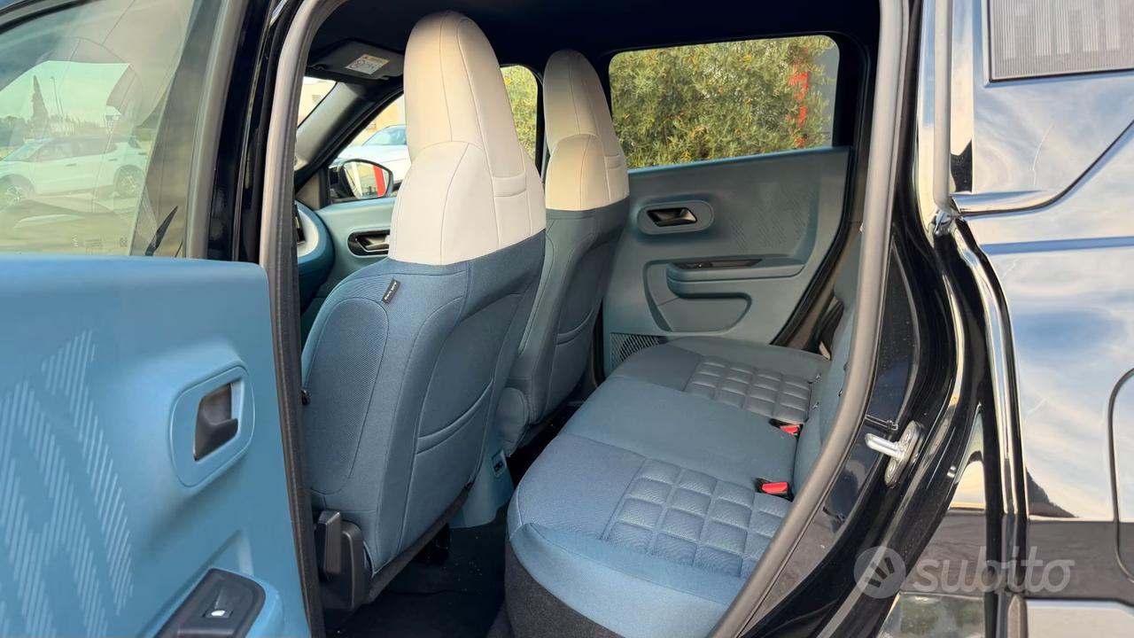 Fiat Grande Panda 1.2 hybrid La Prima