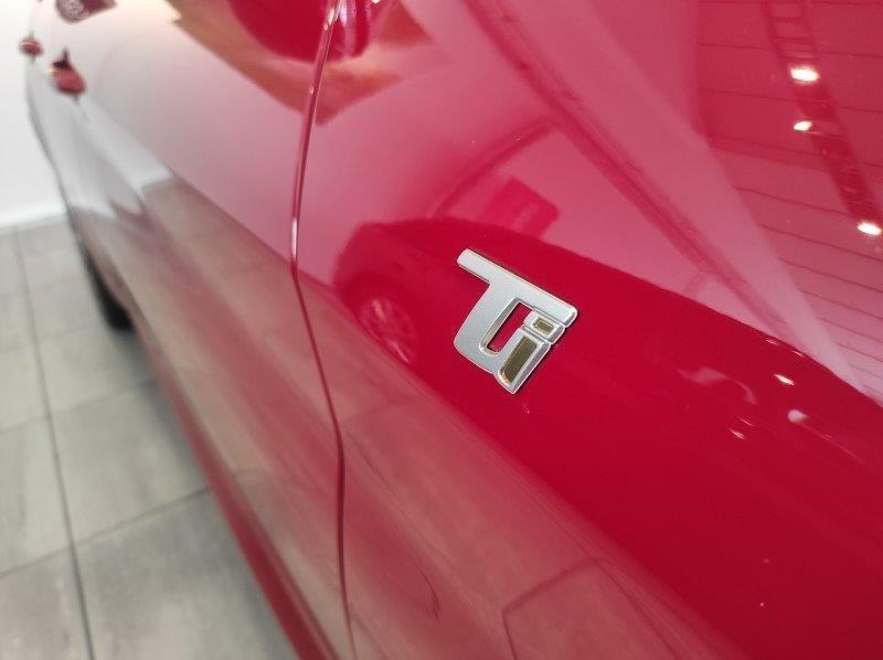 ALFA ROMEO Giulia (2016) - Giulia 2.0 Turbo 280 CV AT8 AWD Q4 Ti