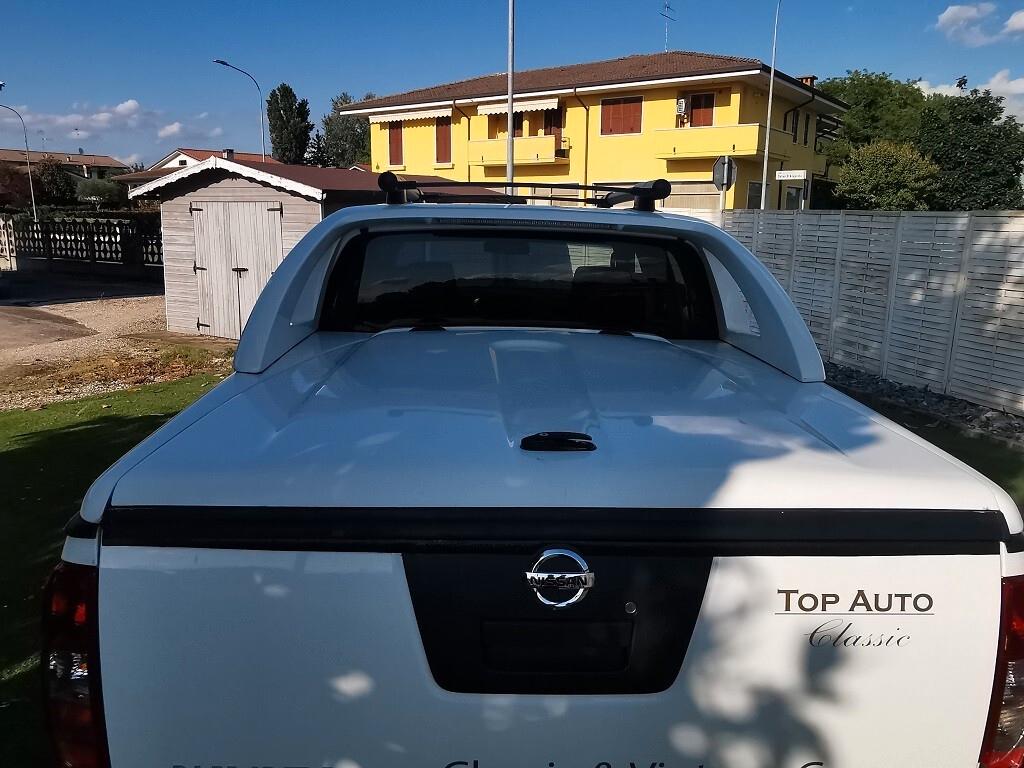 Nissan Navara 2.5 dCi 4 porte Double Cab LE