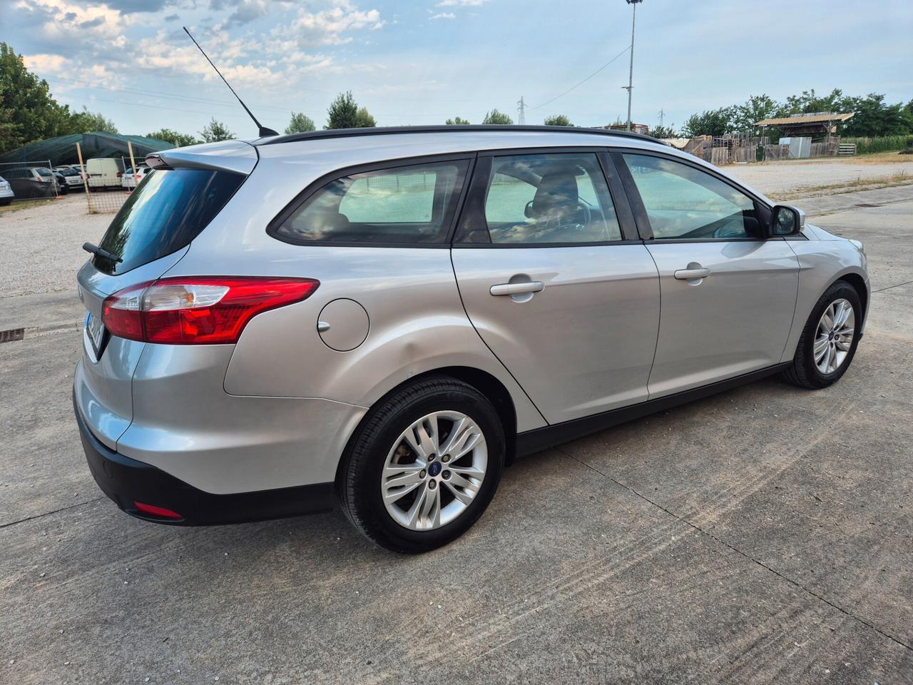 Ford Focus 1.6 TDCi 95 CV SW Titanium neopatentati