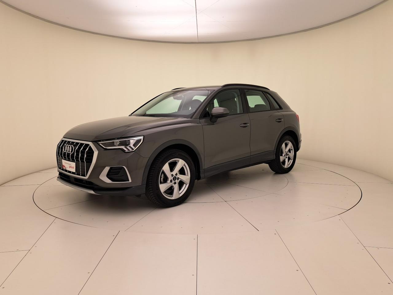 Audi Q3 35 1.5 tfsi business advanced s-tronic