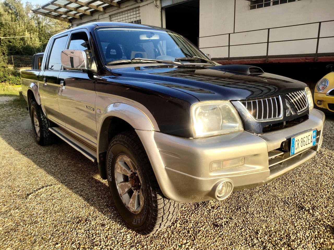 Mitsubishi L200 2.5 TD Aut Gancio 4WD Double Cab