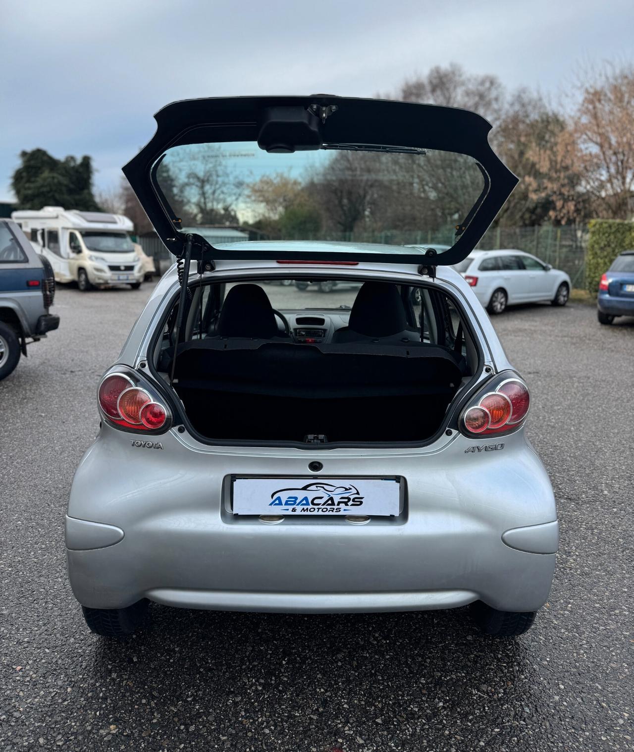 Toyota Aygo 1.0 50kW Benz 5p *67.000 km*UNICO proprietario*