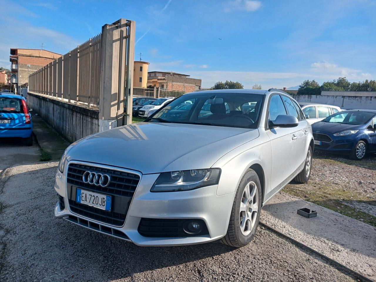 Audi A4 2.0 TDI 143CV GARANTITA 12 MESI