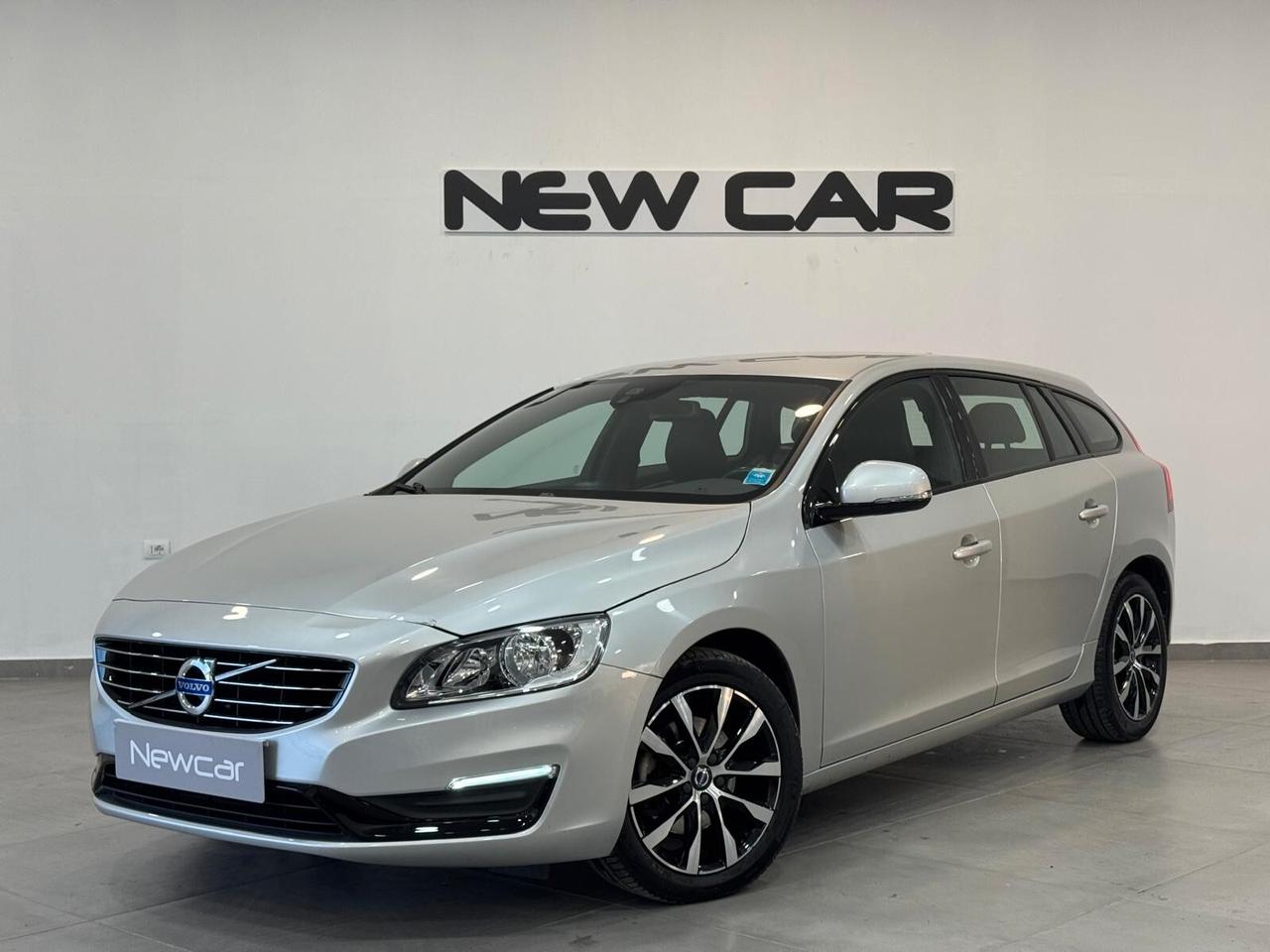 Volvo V60 D2 Geartronic Dynamic Edition