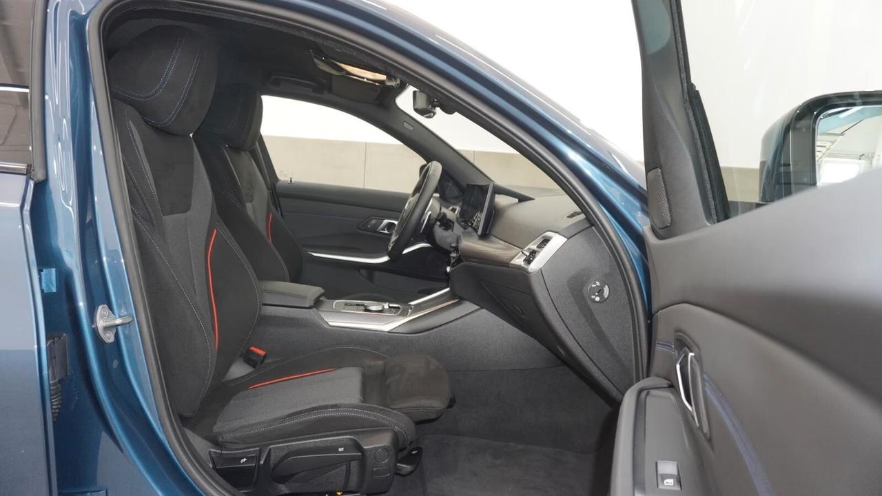 Bmw 330i xDrive M Sport LED/Shadow/Carplay/ACC/Cam