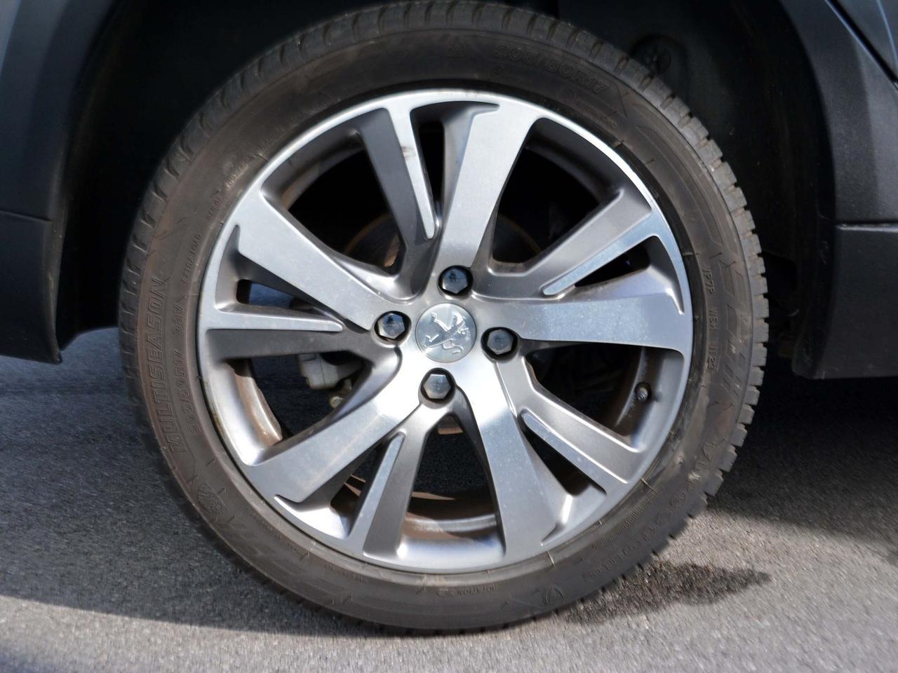 Peugeot 2008 1.2 puretech turbo 110cv allure eat6 s&s my18