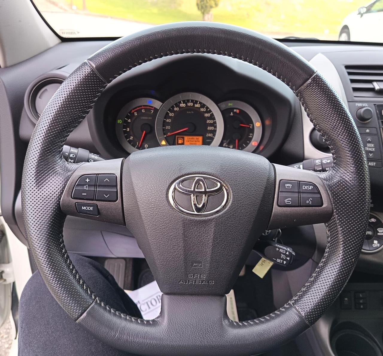 GARANZIA 24 MESI unicoproprietario Toyota RAV 4 PERMUTE Finanziabile