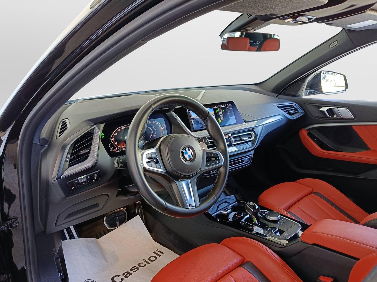 BMW Serie 1 F40 - M 135i xdrive auto