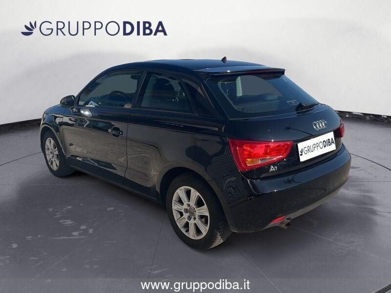 Audi A1 I 2010 3p Diesel 1.6 tdi Attraction c/clima 90cv
