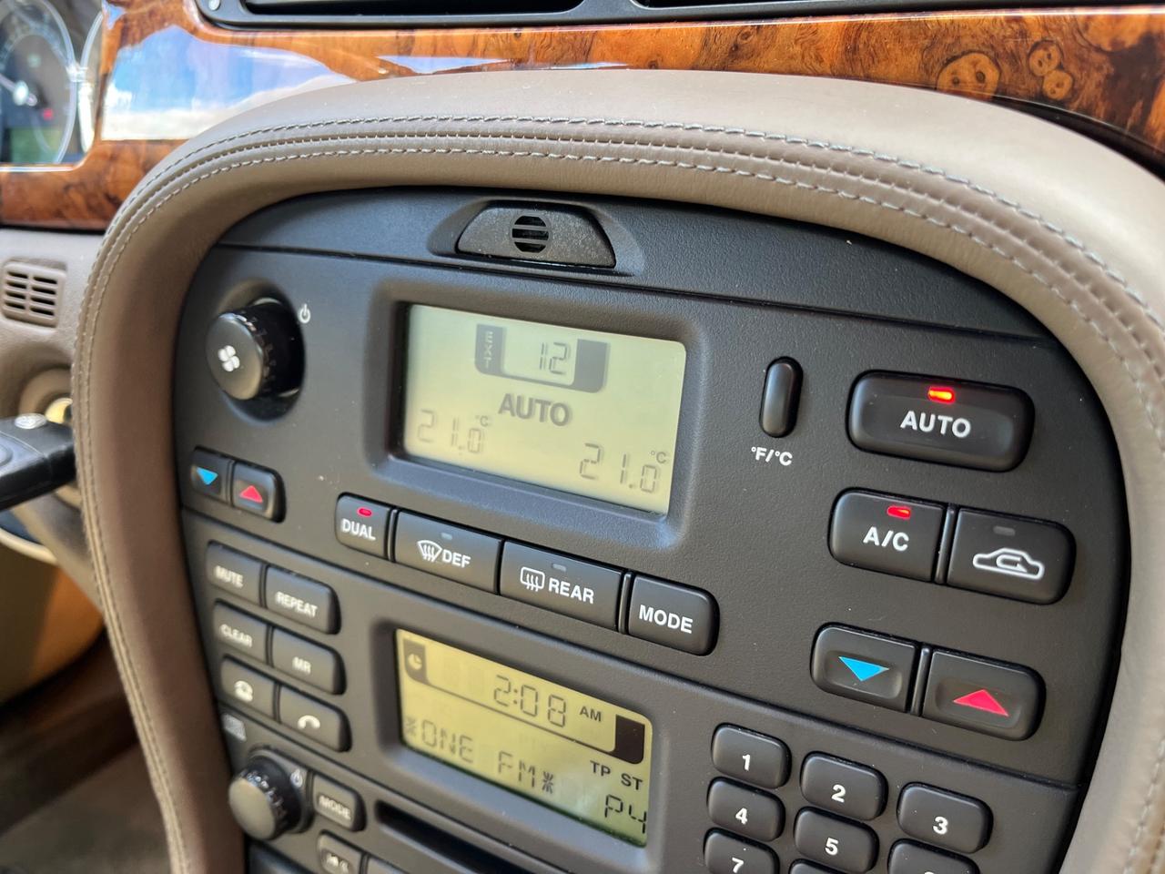 Jaguar S-Type II 2.7d V6 207cv EXECUTIVE AUTO