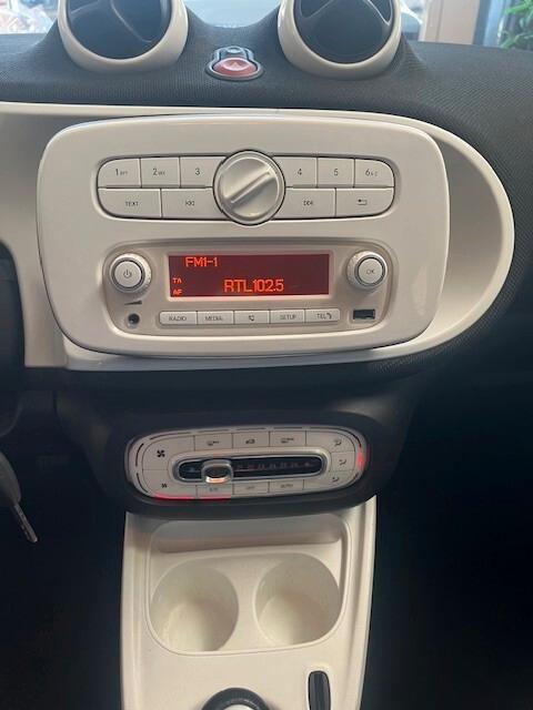 SMART FOR FOUR 1.0 PASSION TETTO PANORAMICO OK NEOPATENTATI