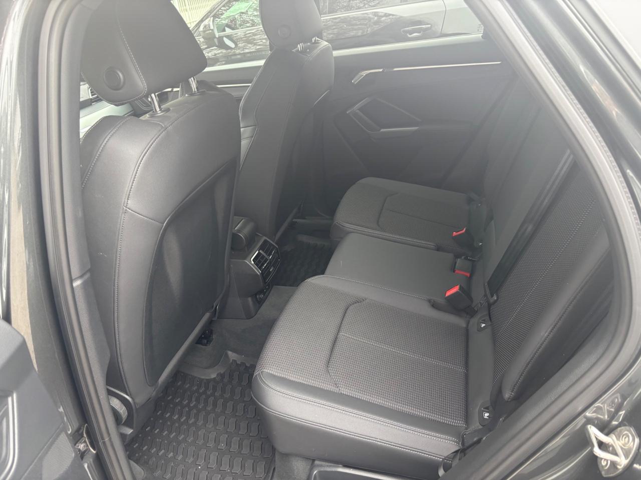 Audi Q3 35 TDI S tronic line edition