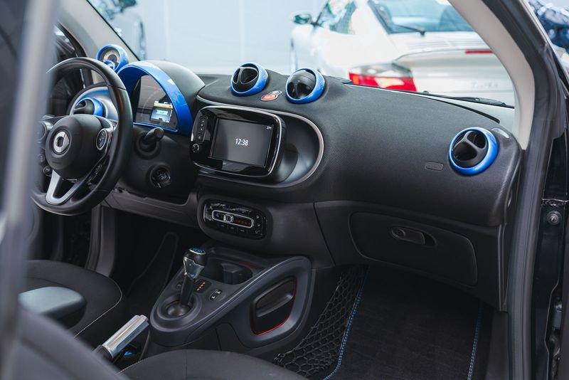 smart fortwo EQ FORTWO CABRIO BRABUS