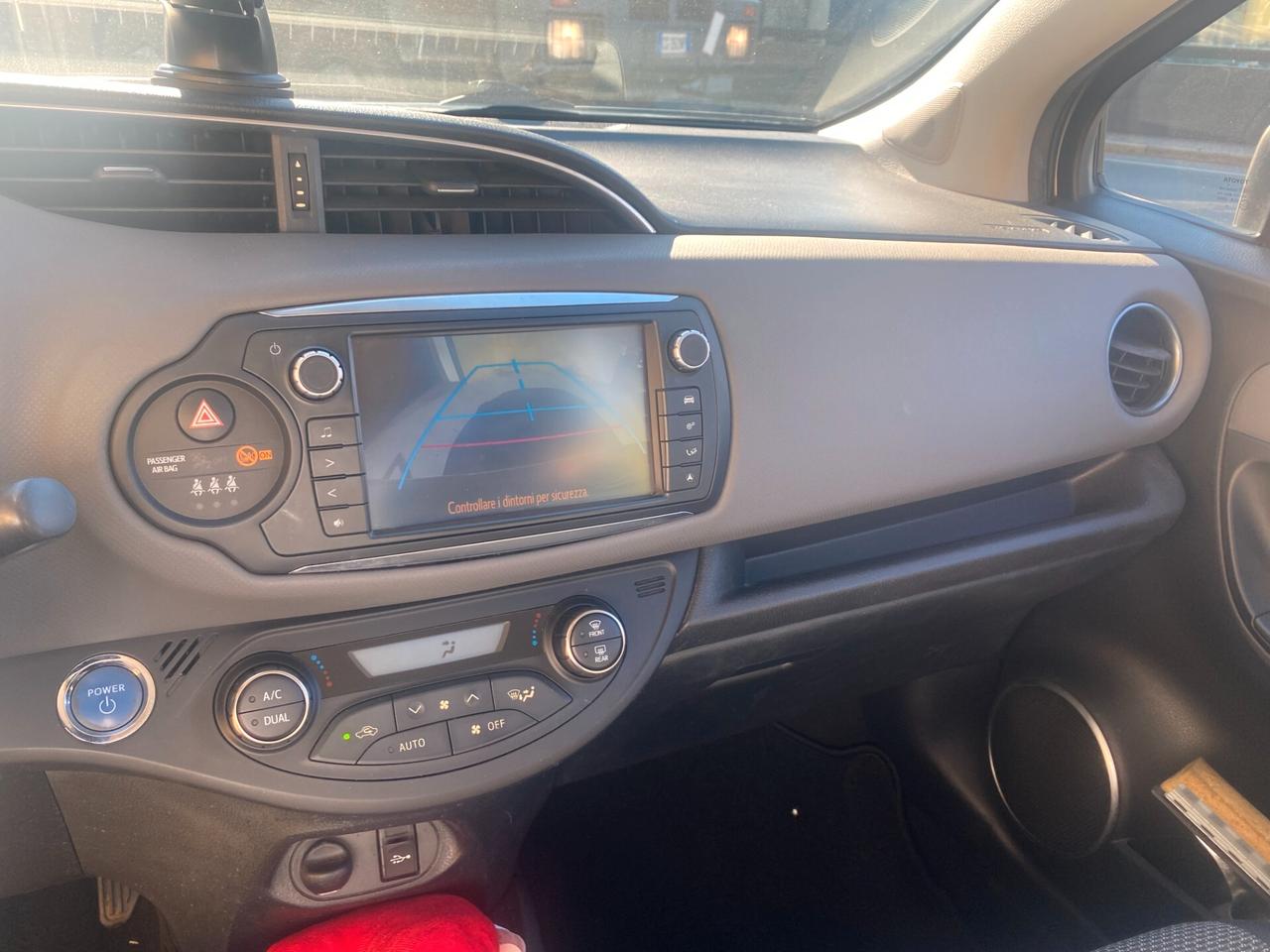 Toyota Yaris 1.5 Hybrid 12/2016