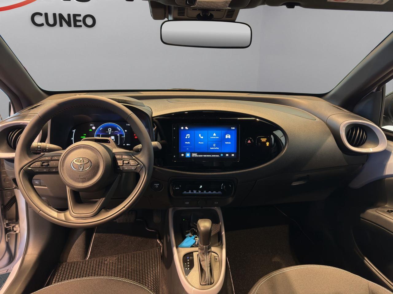 Toyota Aygo X 1.5 hybrid Icon e-cvt