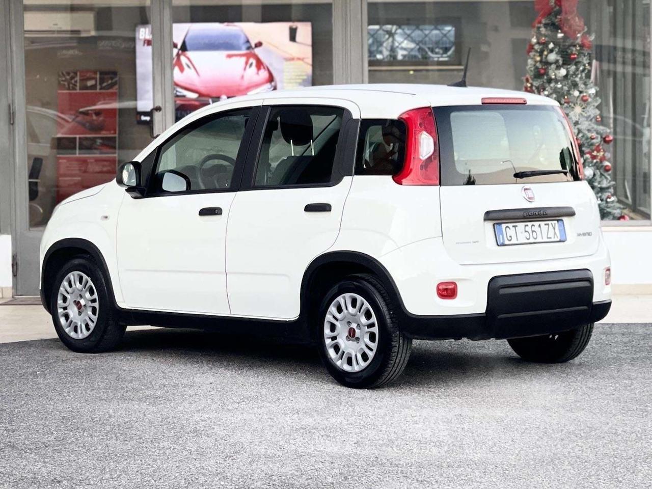 Fiat Panda 1.0 Hybrid 70CV E6 Neo - 2024