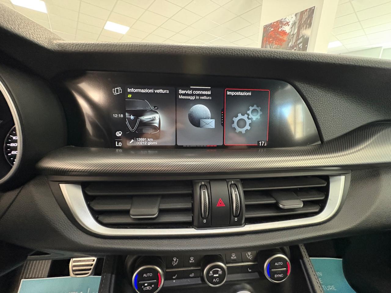 Stelvio 2.0 Turbo 280 Q4 Veloce 2022 km 104000