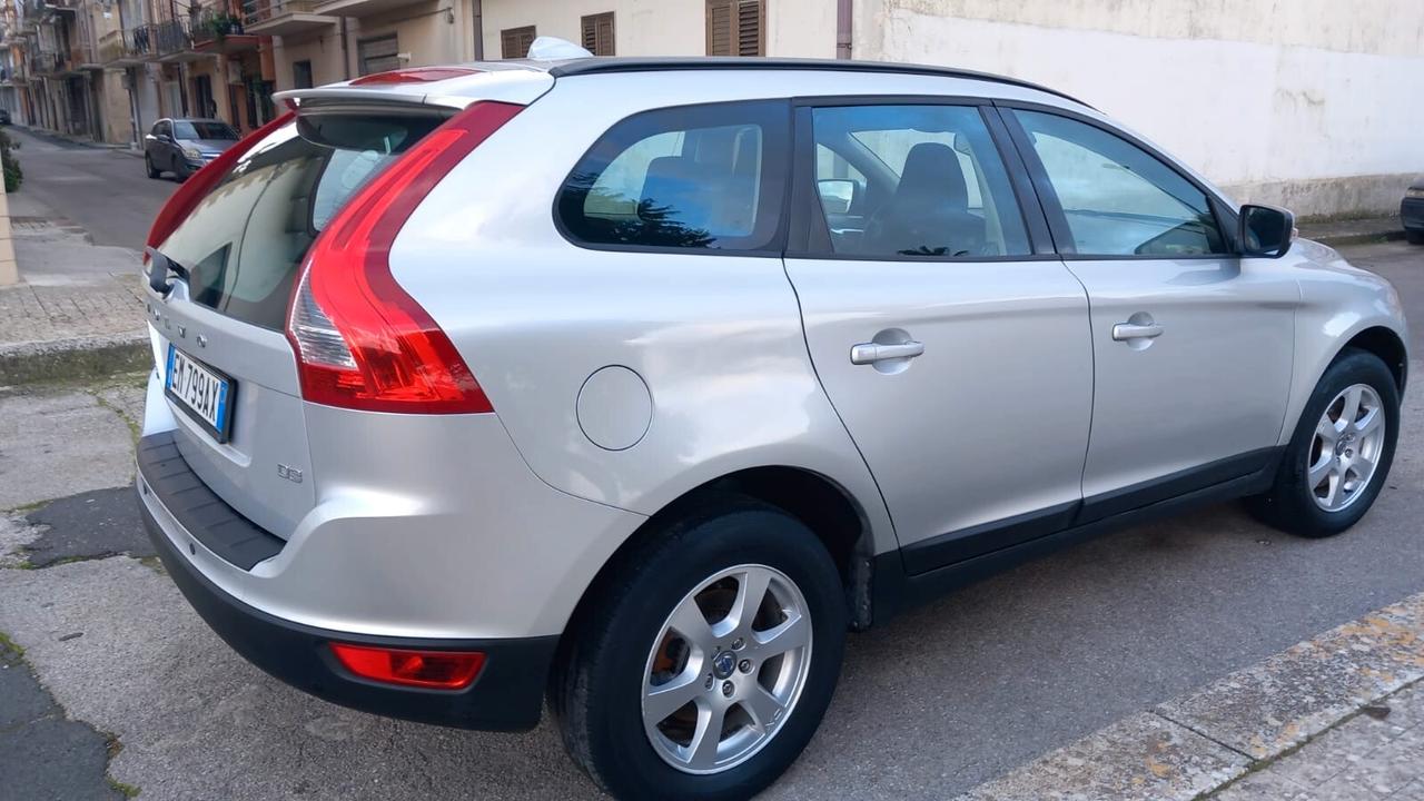 Volvo XC60 D3 2.0 - 2012