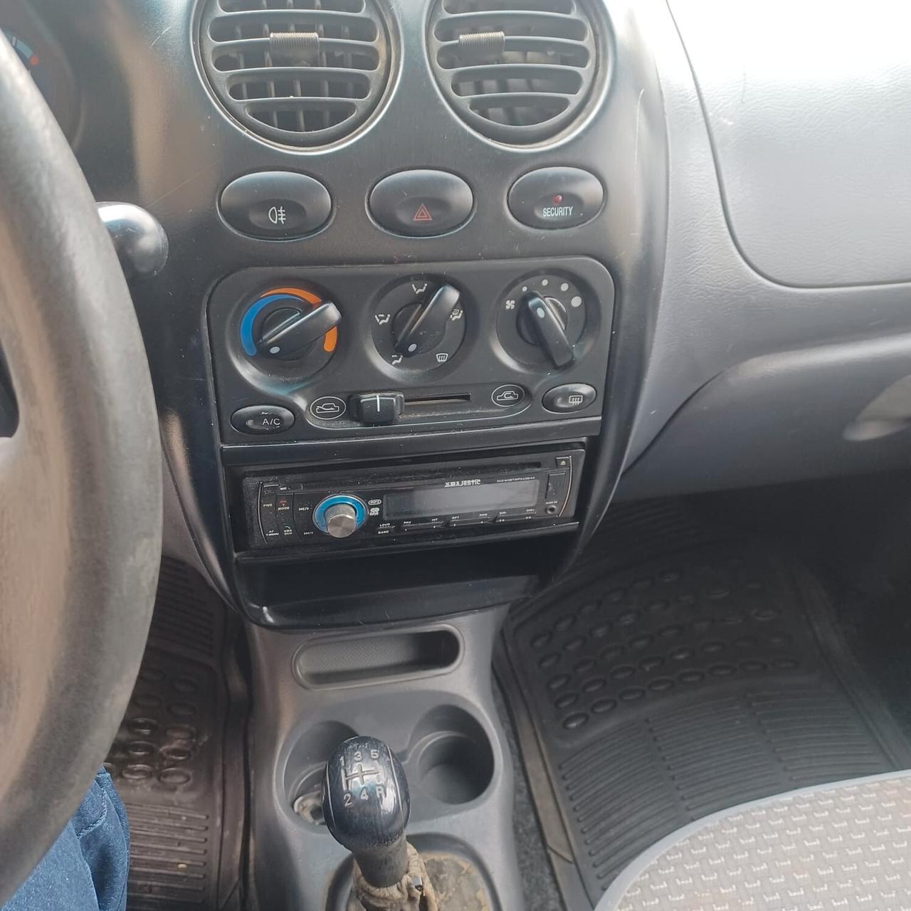 135.883KM ECONOMICA MATIZ 800 CC NEOPATENTATI