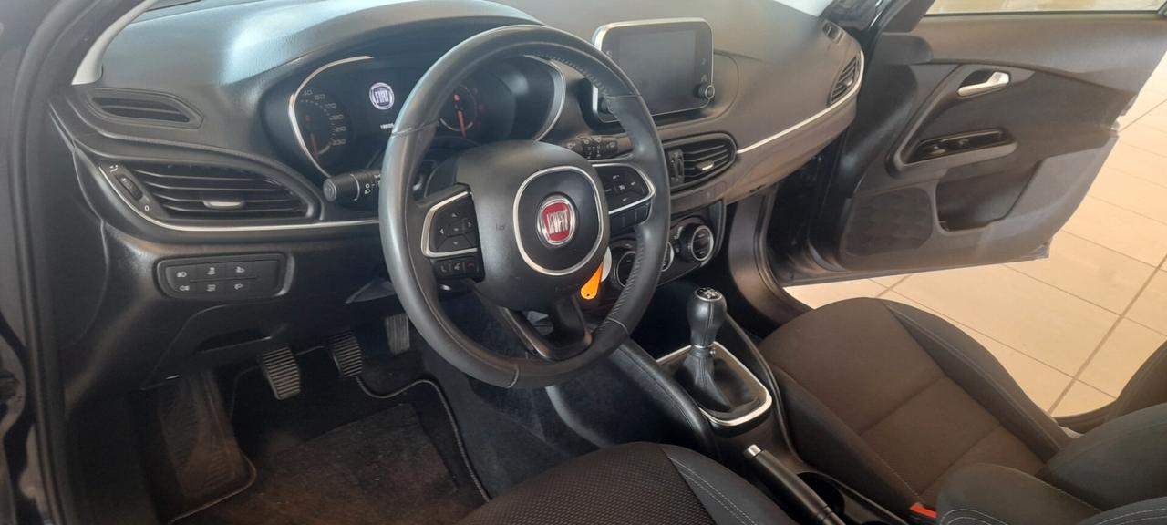 Fiat Tipo 1.3 Mjt 4 porte Easy