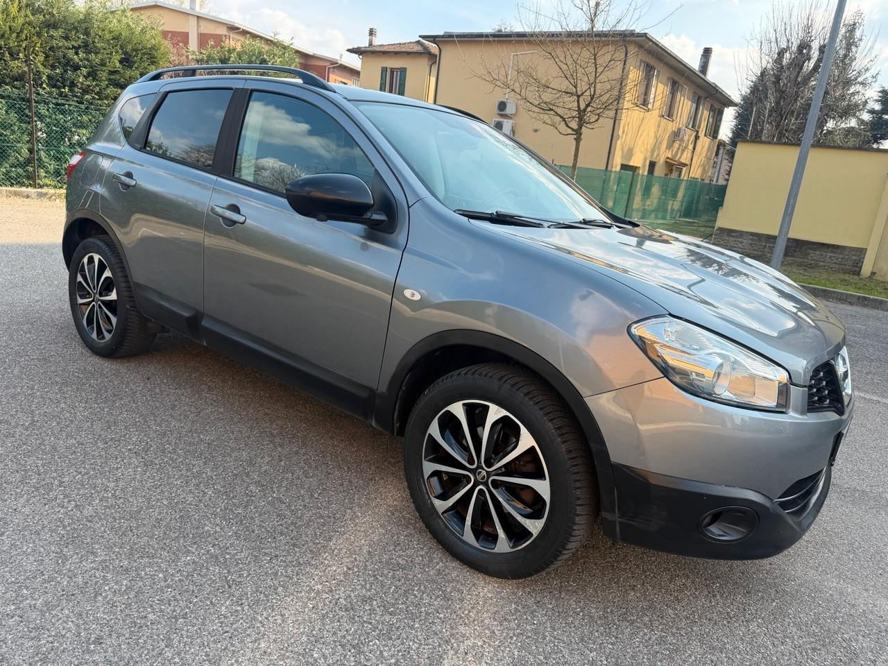Nissan Qashqai 1.5 dci - NEOP. - NAV. - TETTO - GARANTITO -