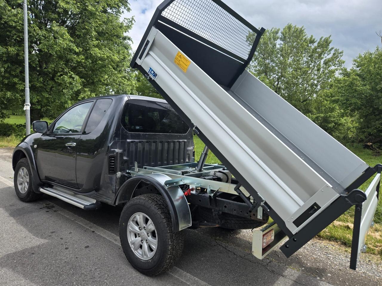 Mitsubishi L200 2.5 DI-D/136CV Club Cab Invite