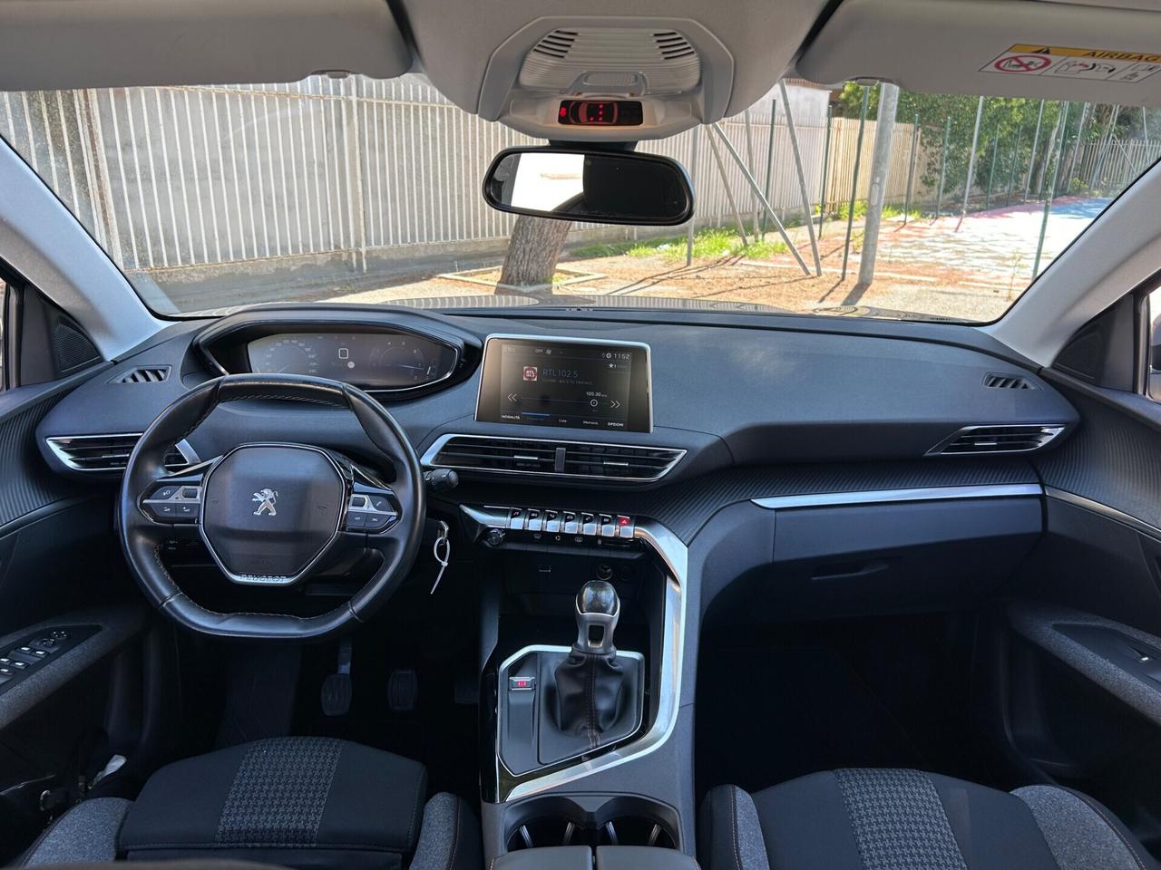Peugeot 3008 BlueHDi 130 S&S Business