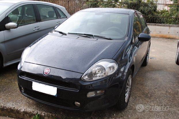 Fiat Punto street