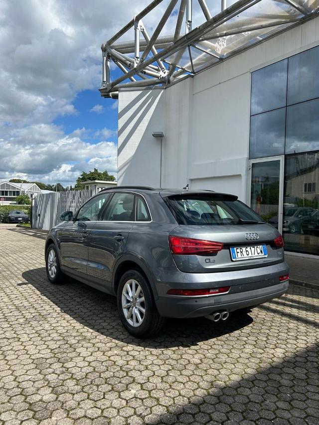 AUDI Q3 2.0 TDI 150 CV S tronic Business