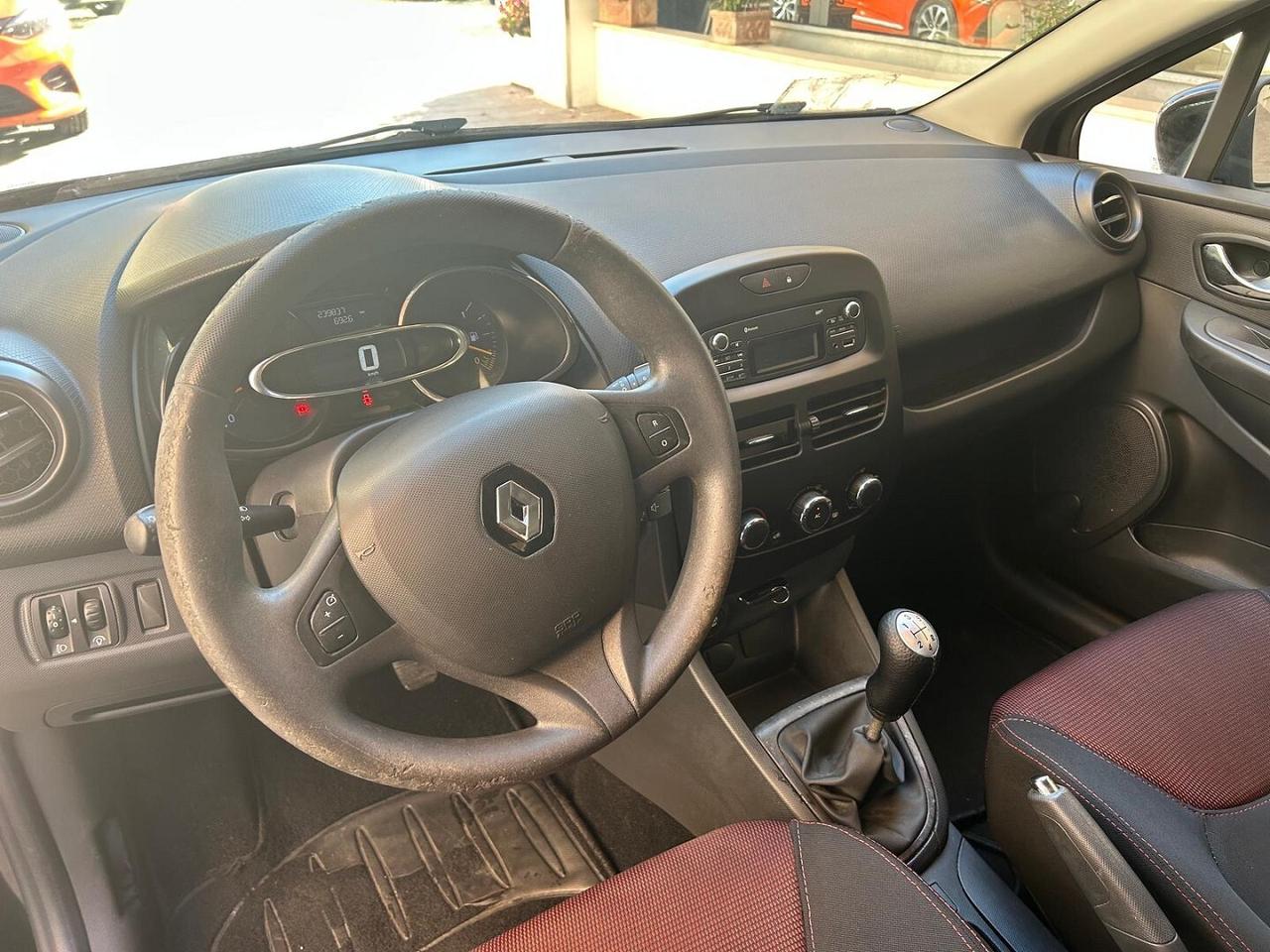 RENAULT CLio 1.5 dCi 8V 75CV Live