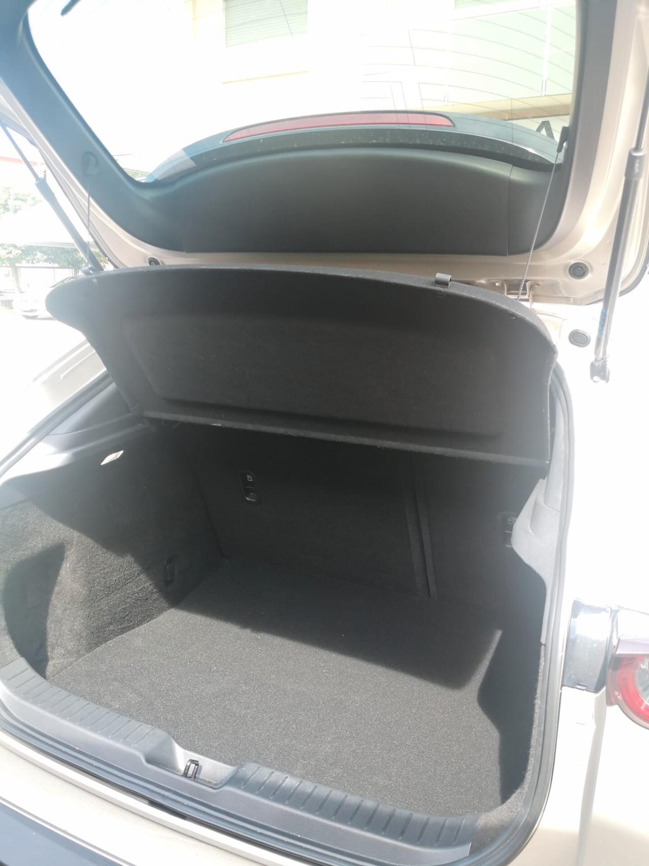 Mazda CX-30 2.0L e-Skyactiv-G M Hybrid 2WD Executive ***UNIPROPRIETARIO***