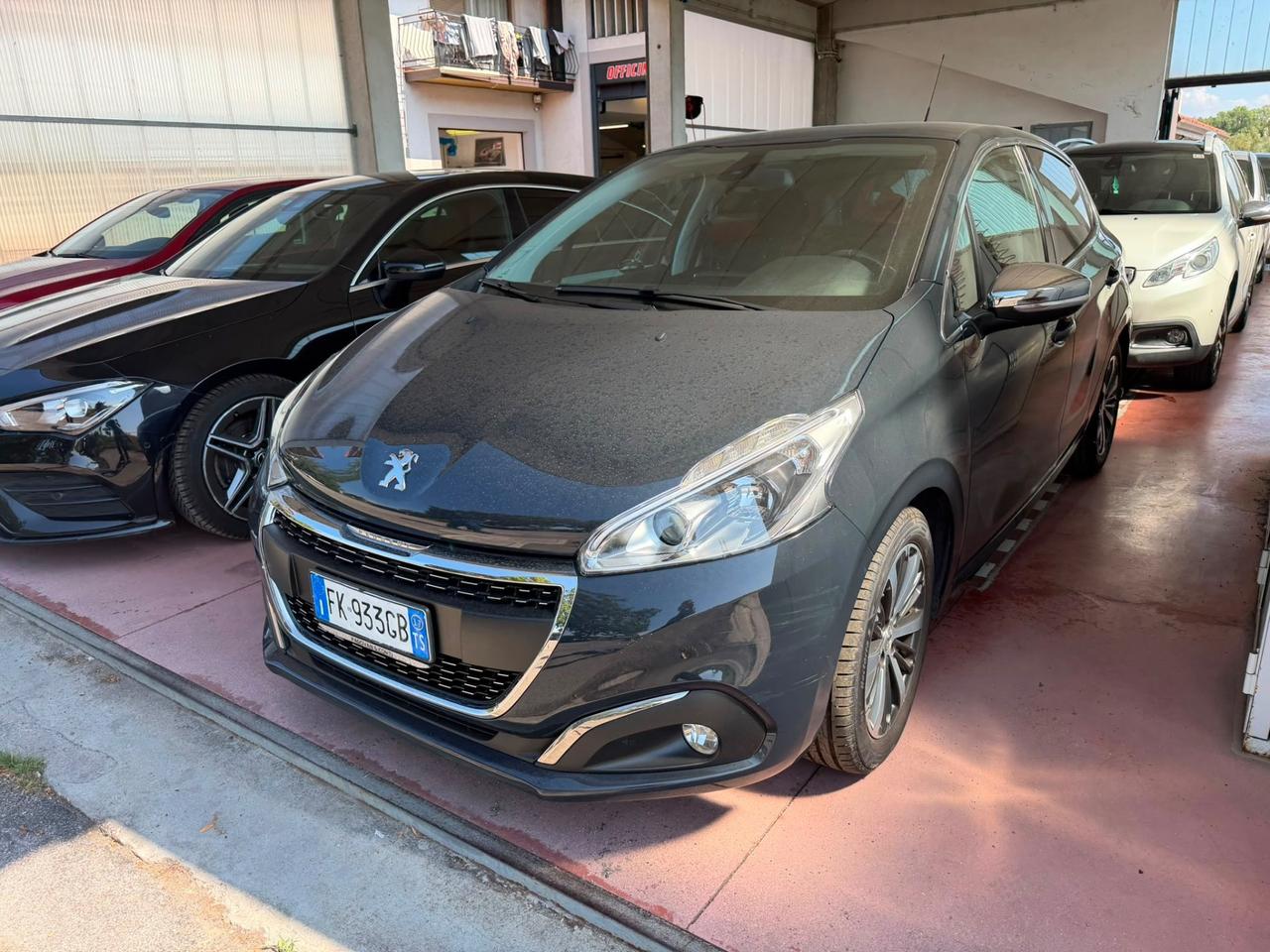Peugeot 208 PureTech 82 5 porte Touch