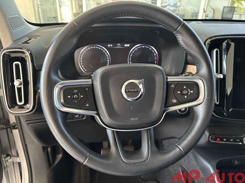 Volvo XC40 T3
