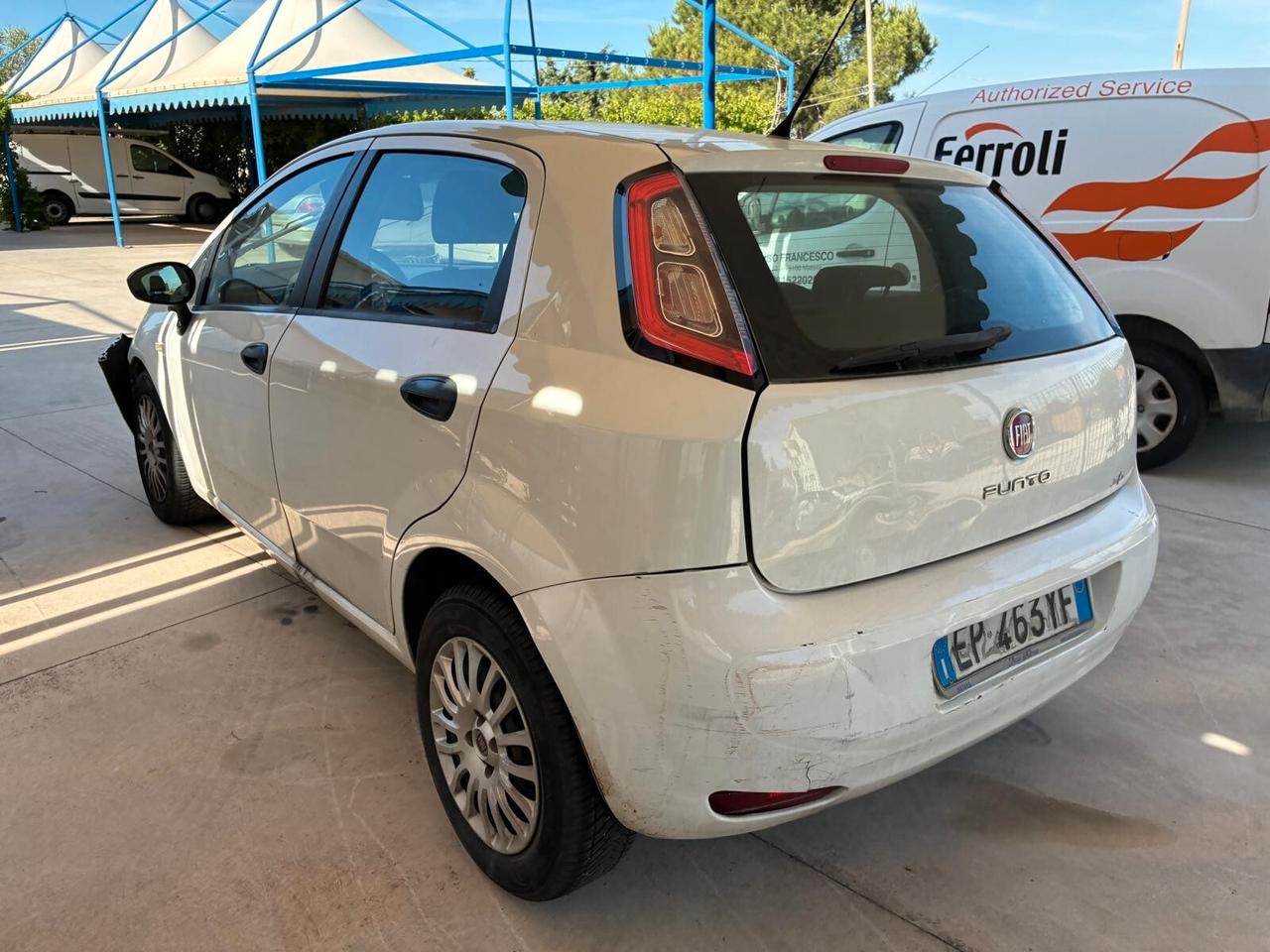 Fiat Punto 1.3 M.JET 75 CV 5 porte Easy - SINISTRATA