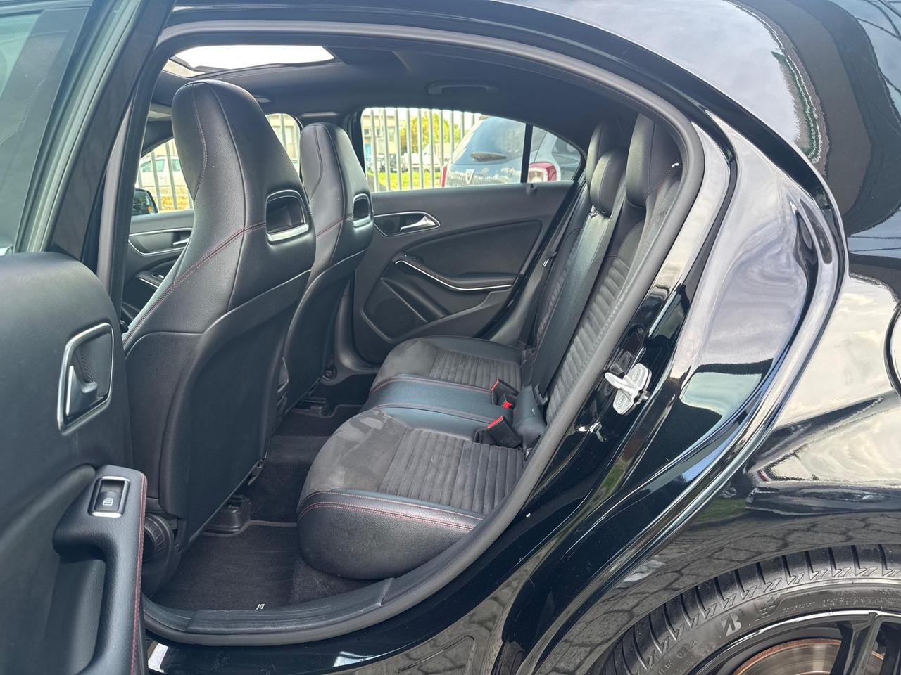 Mercedes-benz A 180 d Premium
