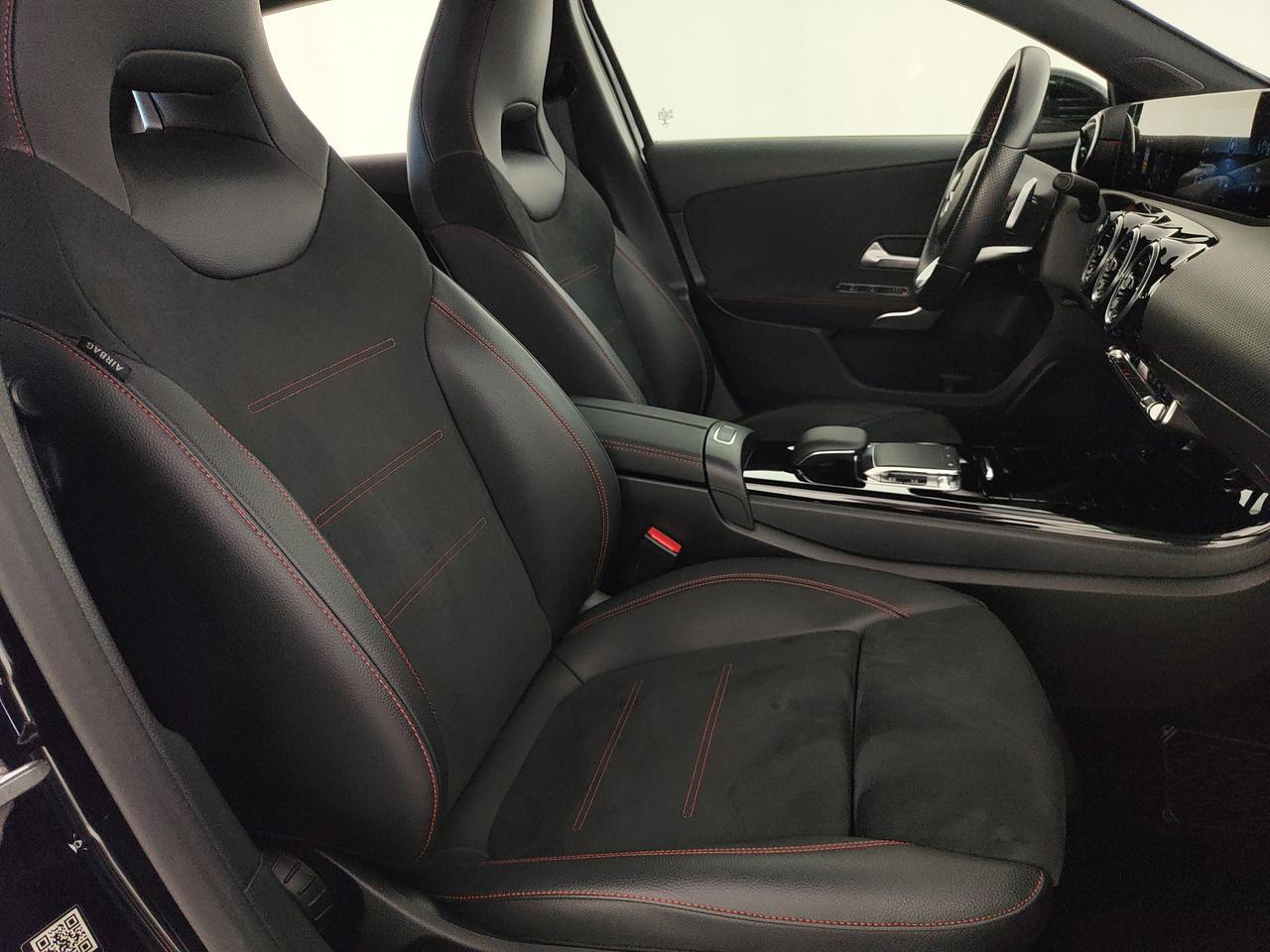 Mercedes-Benz A 180 Premium auto