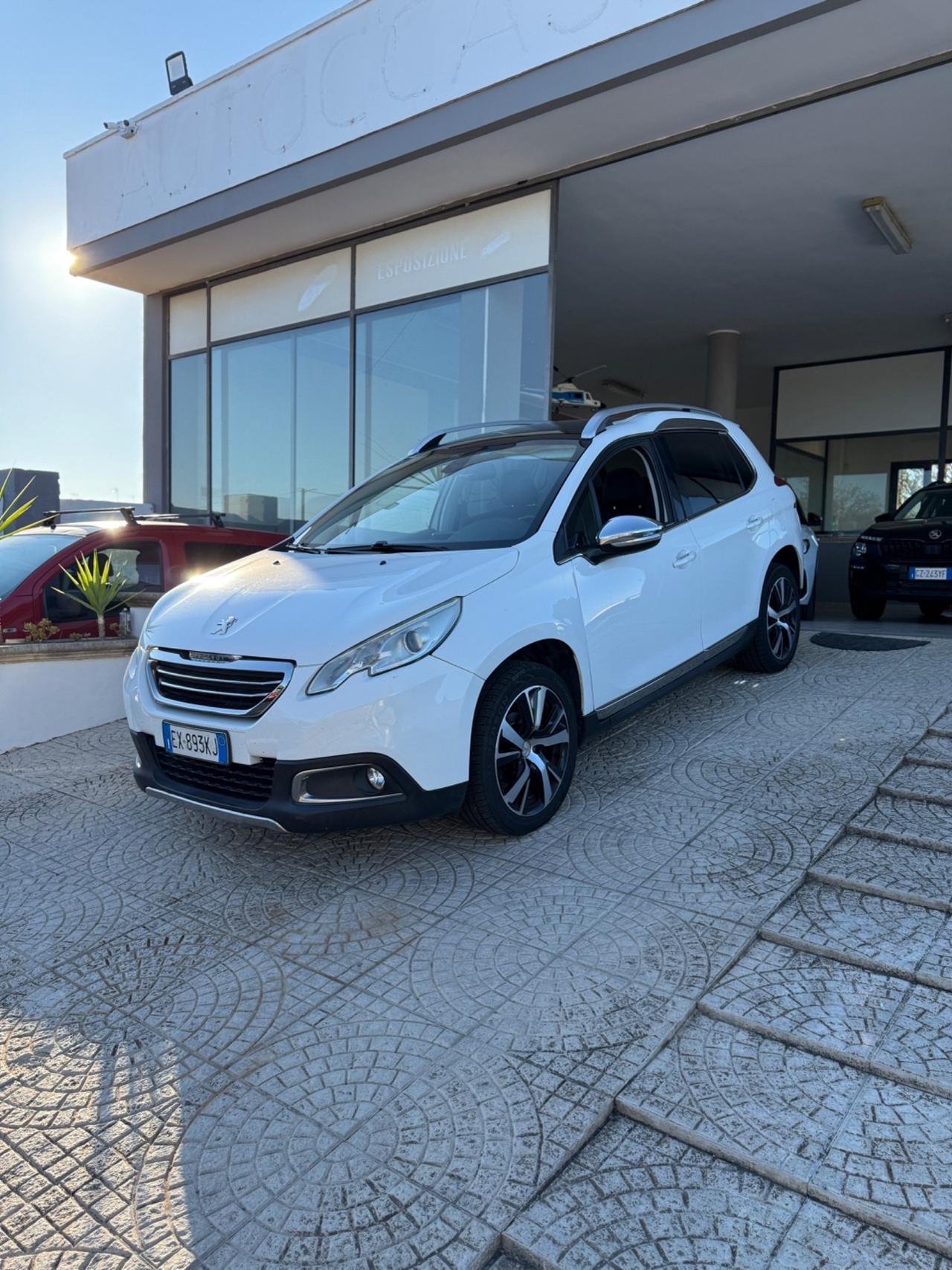 Peugeot 2008 1.6 e-HDi 92 CV Stop&Start Urban Cross