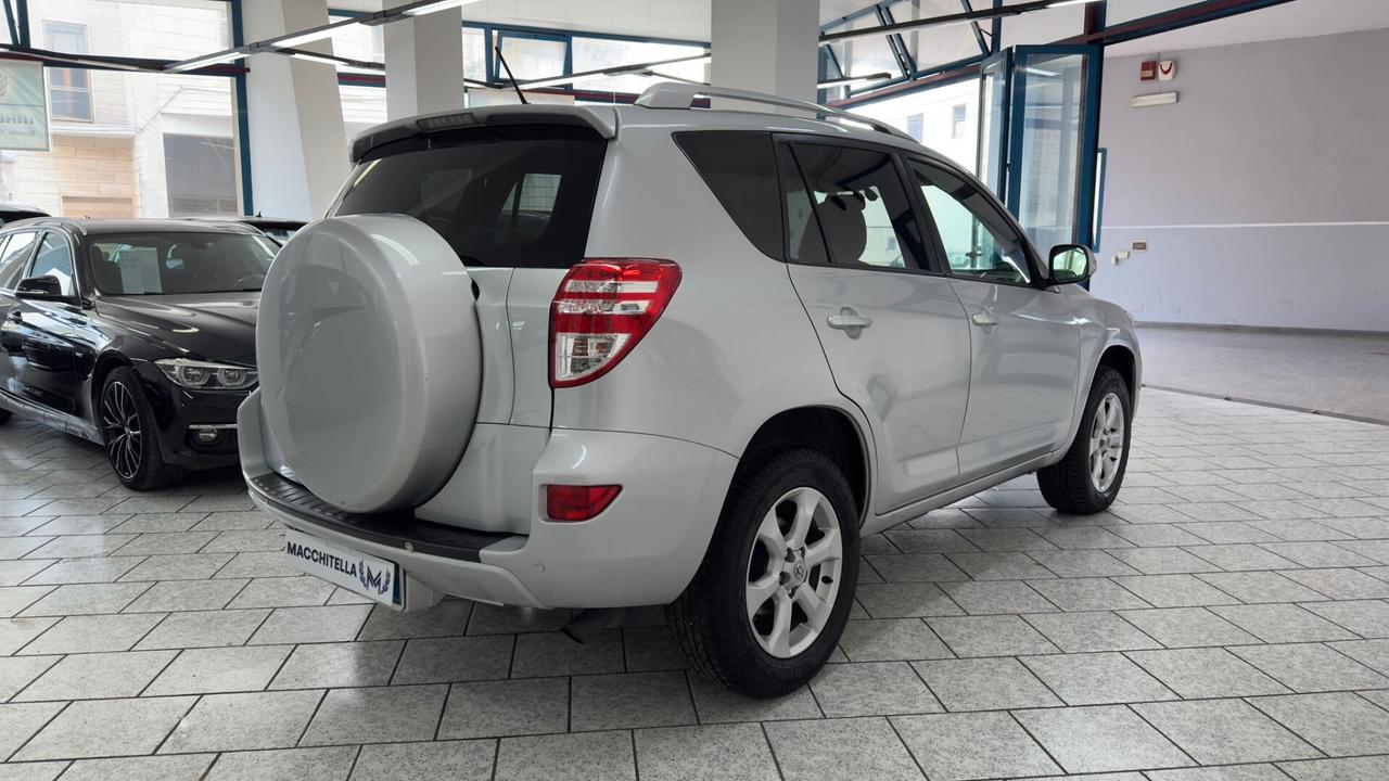 Toyota RAV 4 RAV4 2.2 D-4D 150 CV DPF Exclusive