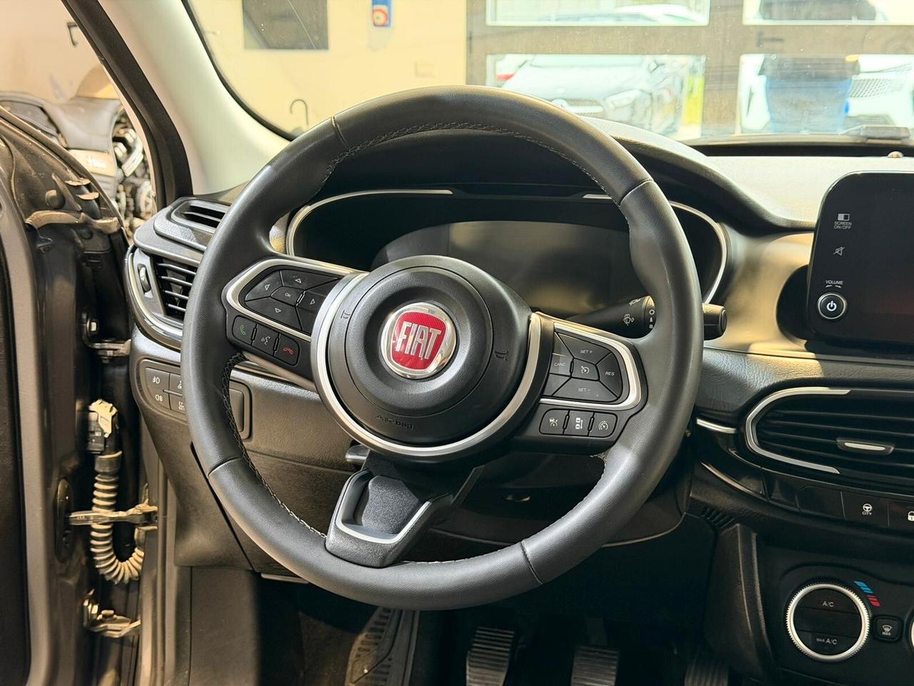 Fiat Tipo 1.6 Mjt S&S 5 porte Cross